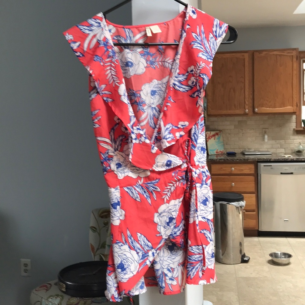 Sleeveless blouse